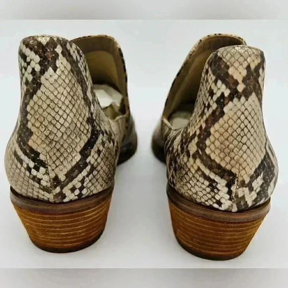 CHINESE LAUNDRY | Fortune Ankle Boot | Tan + Metallic Snake | NWT 9 - Picture 8 of 12